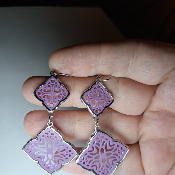 Lavender Enamel Silvertone Quatrefoil Dangle Drop Earrings - Picture 1 of 4